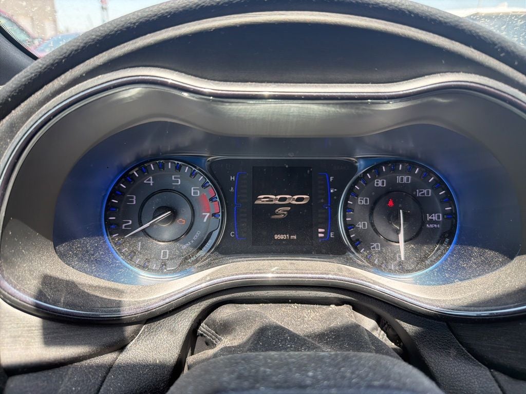 2016 Chrysler 200 S