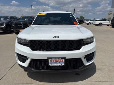 2025 Jeep Grand Cherokee Altitude