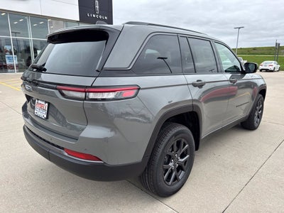 2027 Jeep Grand Cherokee Altitude