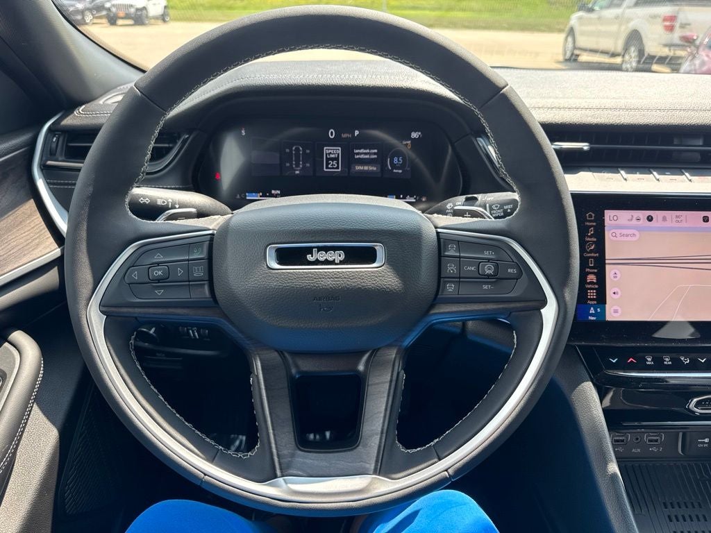 2026 Jeep Grand Cherokee Altitude