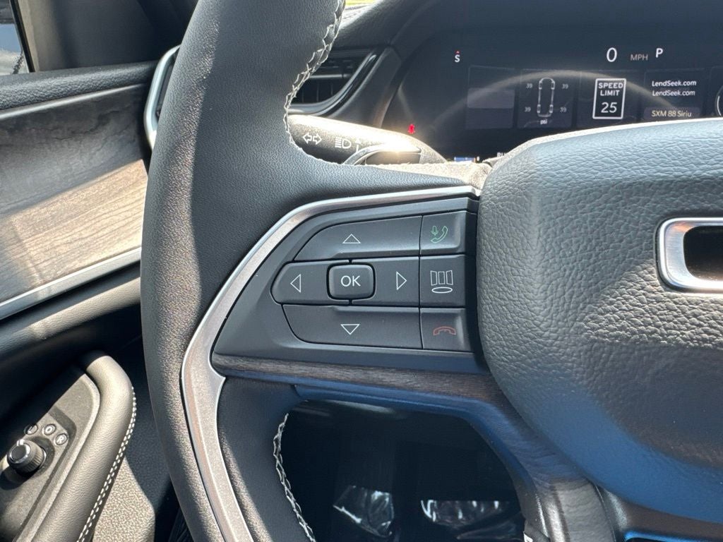 2026 Jeep Grand Cherokee Altitude