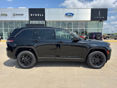 2026 Jeep Grand Cherokee Altitude