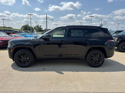 2026 Jeep Grand Cherokee Altitude