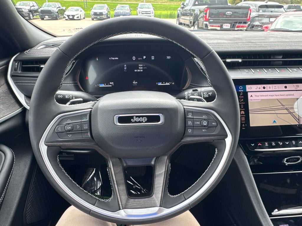 2027 Jeep Grand Cherokee Altitude