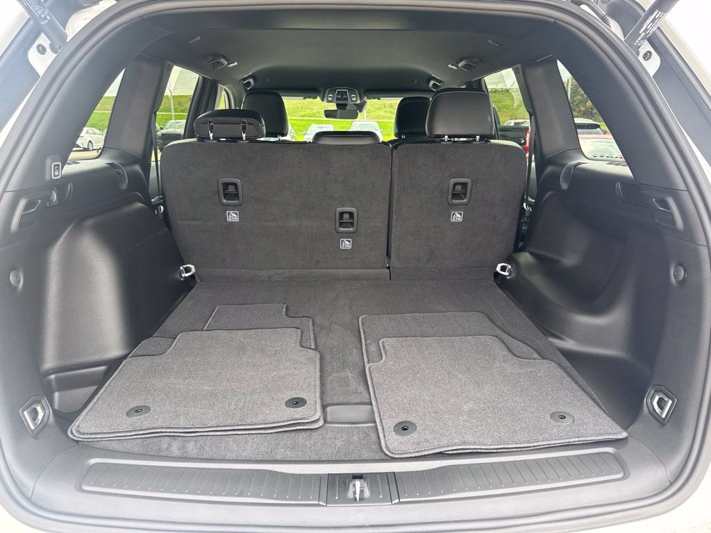 2027 Jeep Grand Cherokee Altitude