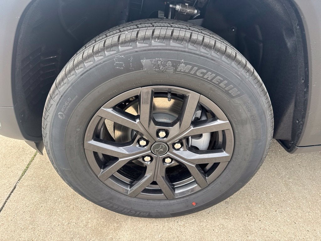 2027 Jeep Grand Cherokee Altitude