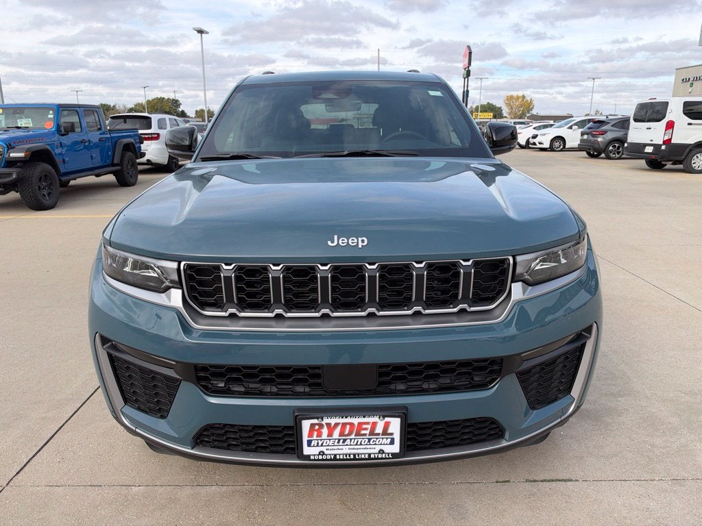 2027 Jeep Grand Cherokee Limited