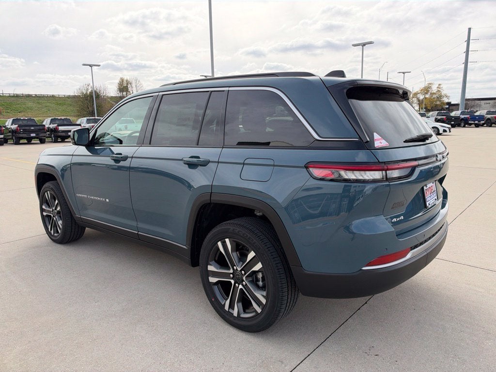 2027 Jeep Grand Cherokee Limited