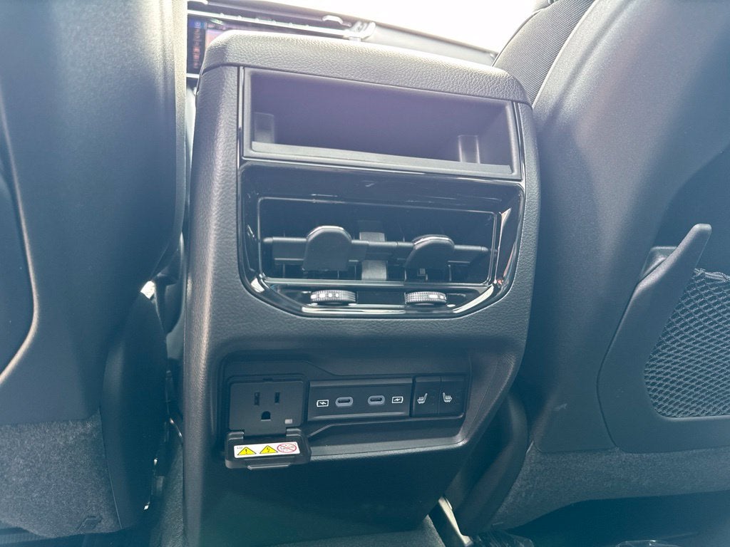 2027 Jeep Grand Cherokee Limited Reserve