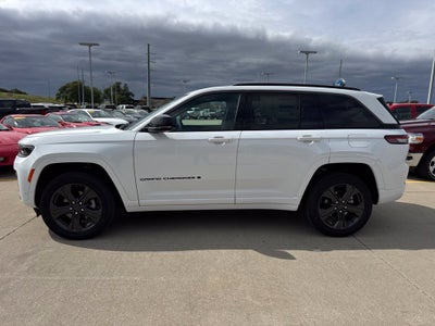 2027 Jeep Grand Cherokee Limited Reserve