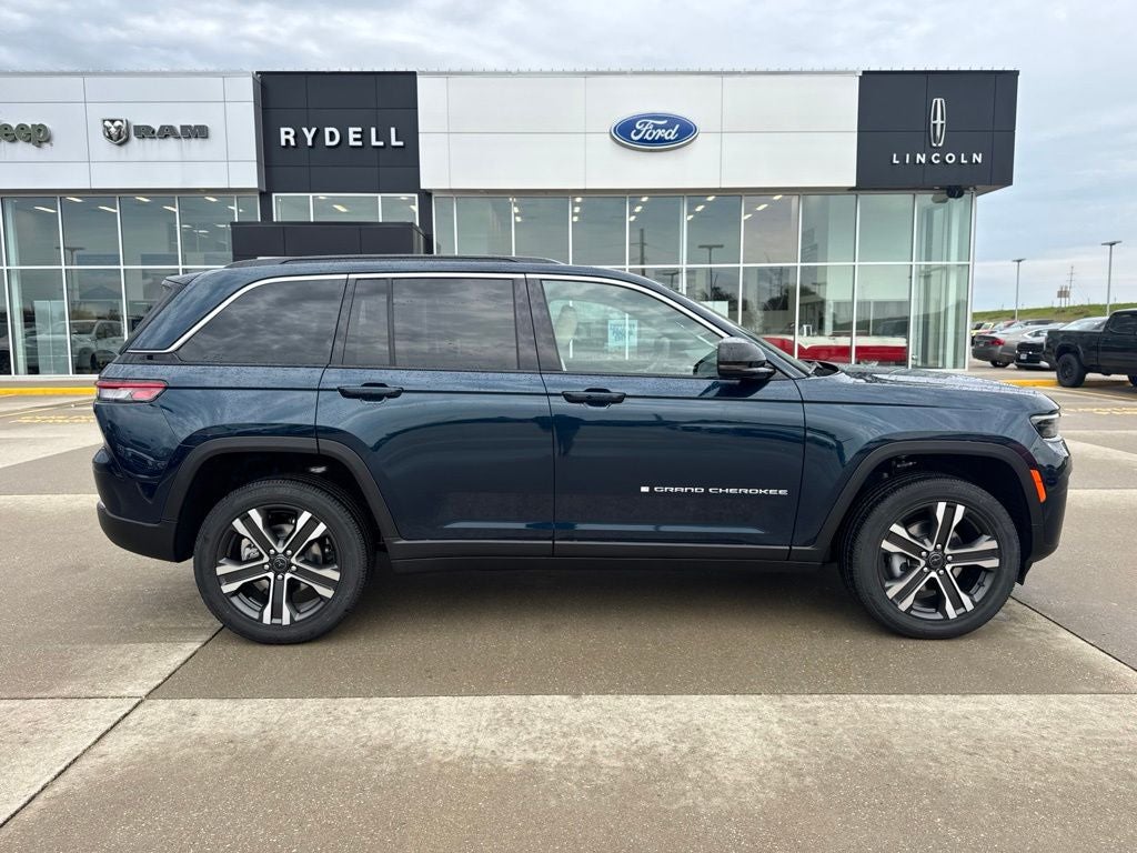 2027 Jeep Grand Cherokee Limited