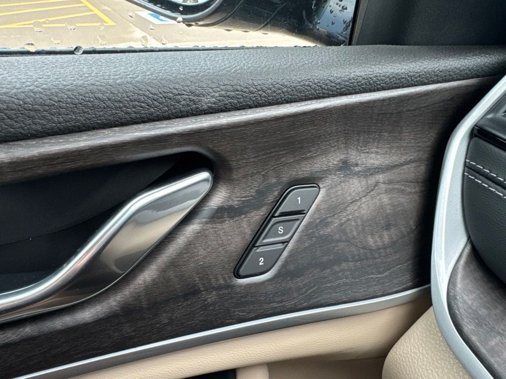 2027 Jeep Grand Cherokee Limited