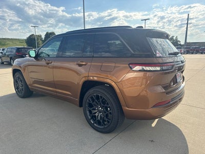 2026 Jeep Grand Cherokee Summit