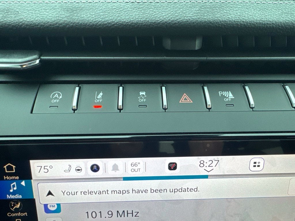 2027 Jeep Grand Cherokee L Limited Reserve