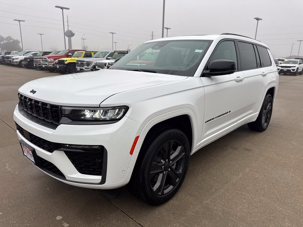 2027 Jeep Grand Cherokee L Limited Reserve
