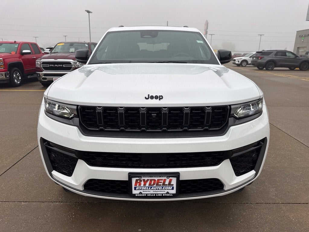 2027 Jeep Grand Cherokee L Limited Reserve
