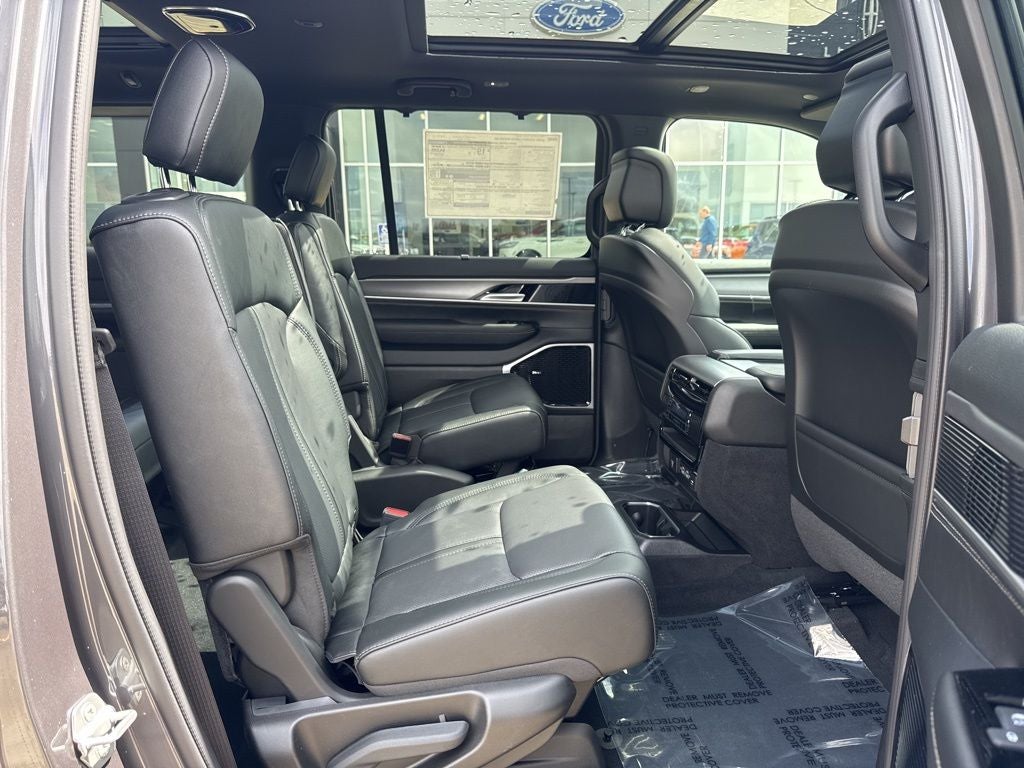 2026 Jeep Grand Wagoneer Limited Reserve