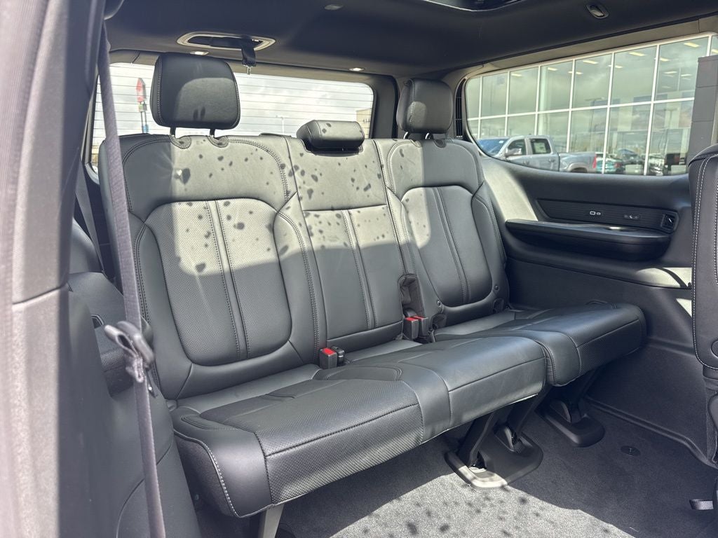 2026 Jeep Grand Wagoneer Limited Reserve