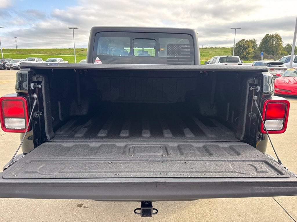 2024 Jeep Gladiator Sport