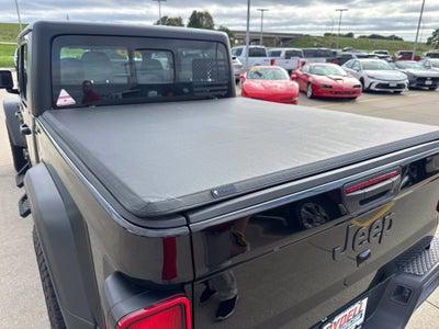 2024 Jeep Gladiator Sport