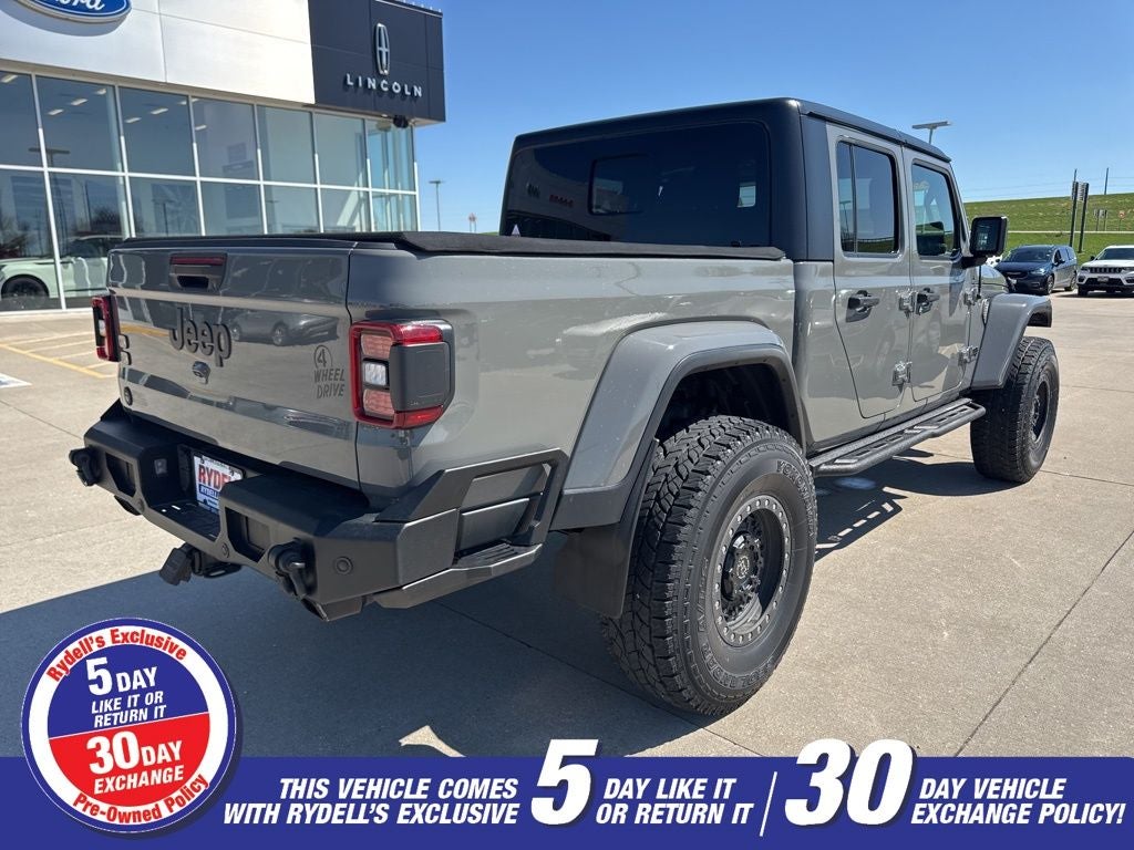 2021 Jeep Gladiator Willys
