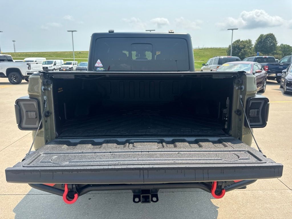 2025 Jeep Gladiator Willys