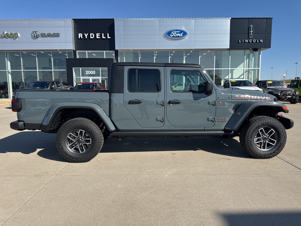 2025 Jeep Gladiator Mojave