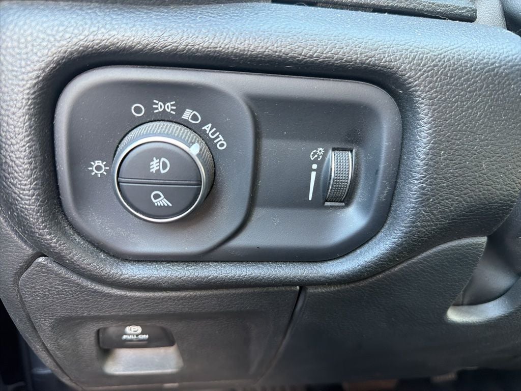 2024 RAM 1500 Big Horn/Lone Star