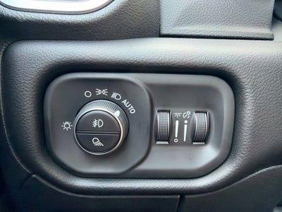 2027 RAM 1500 Big Horn/Lone Star