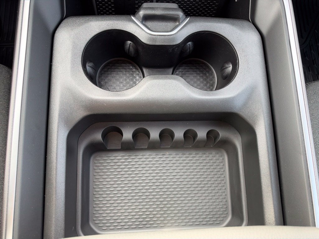 2027 RAM 1500 Big Horn/Lone Star