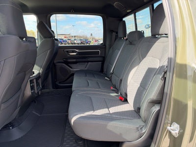 2027 RAM 1500 Big Horn/Lone Star