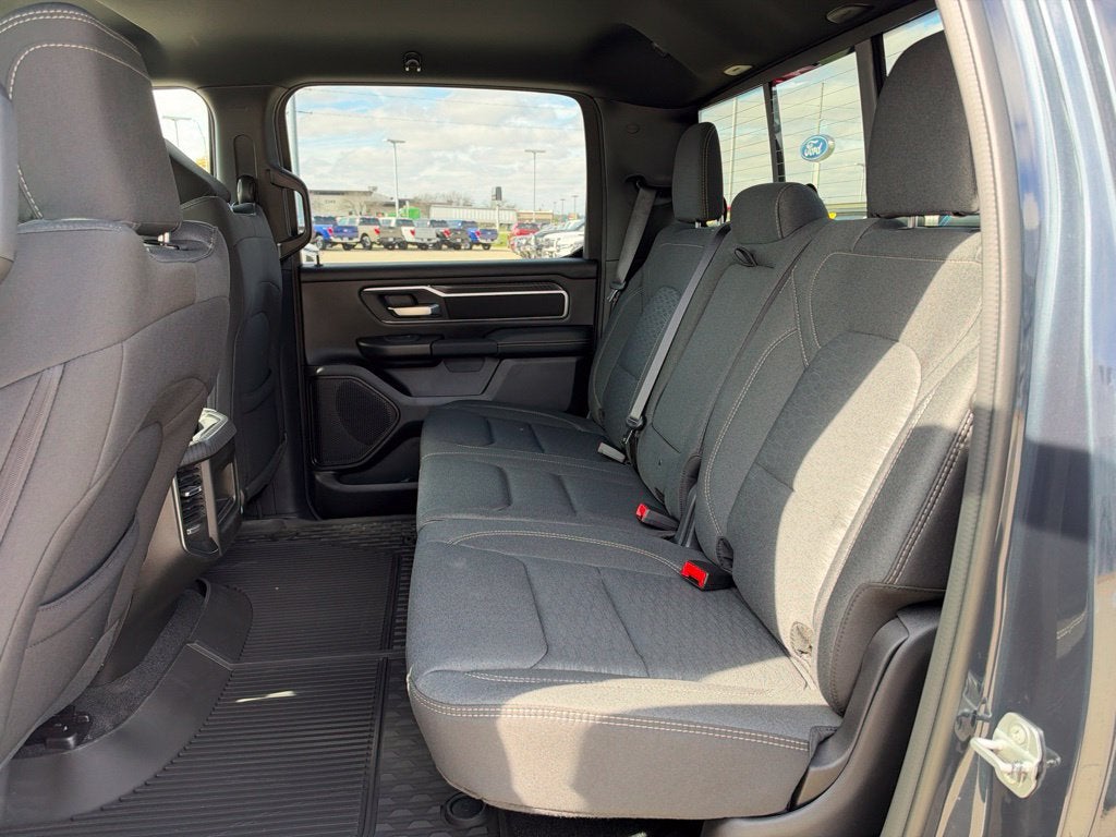 2027 RAM 1500 Big Horn/Lone Star