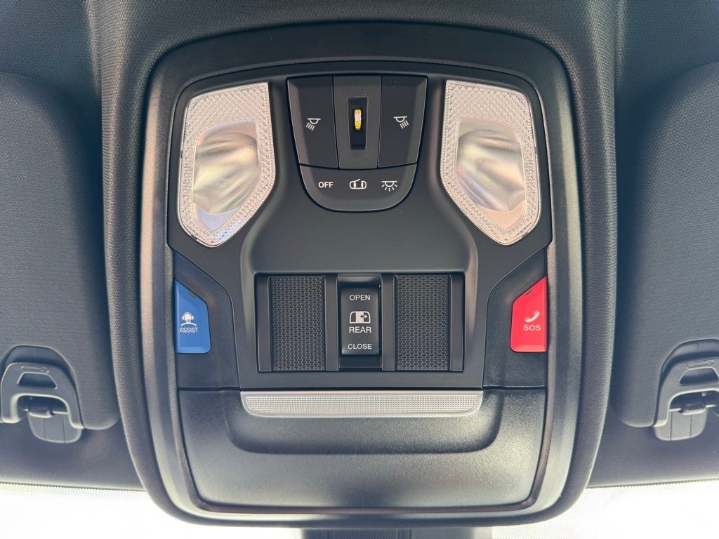 2026 RAM 1500 Big Horn/Lone Star Hemi