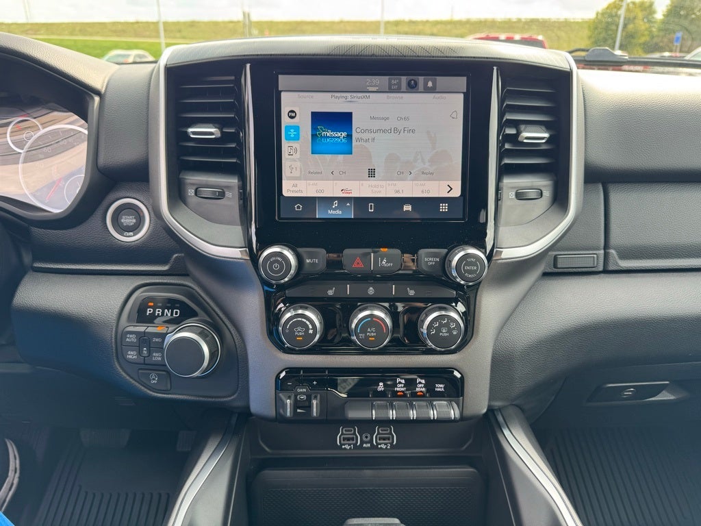 2026 RAM 1500 Big Horn/Lone Star Hemi