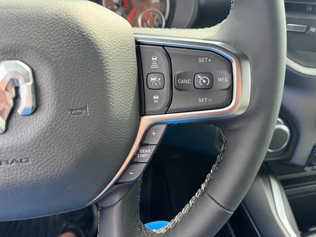 2026 RAM 1500 Big Horn/Lone Star Hemi