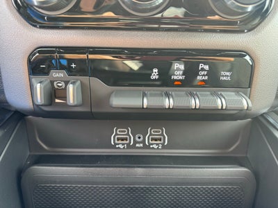 2026 RAM 1500 Big Horn/Lone Star Hemi