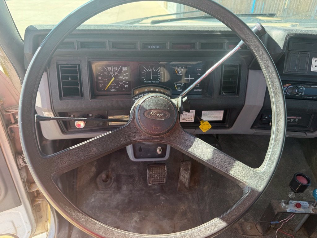 1998 Ford F-750SD XL