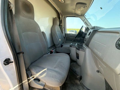 2018 Ford E-350SD Base Cutaway
