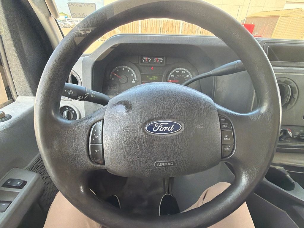 2018 Ford E-350SD Base Cutaway