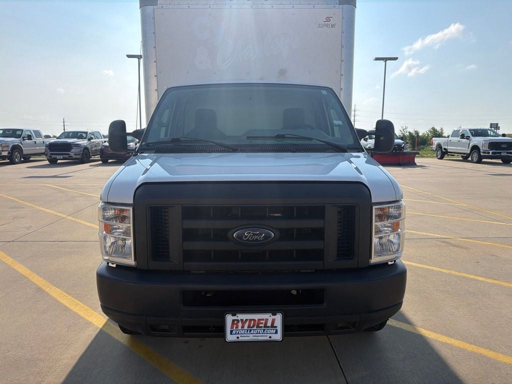 2018 Ford E-350SD Base Cutaway