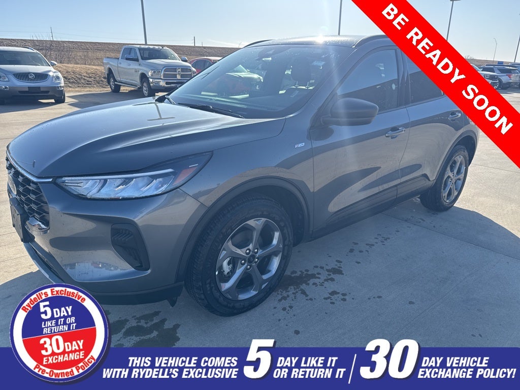 2025 Ford Escape ST-Line