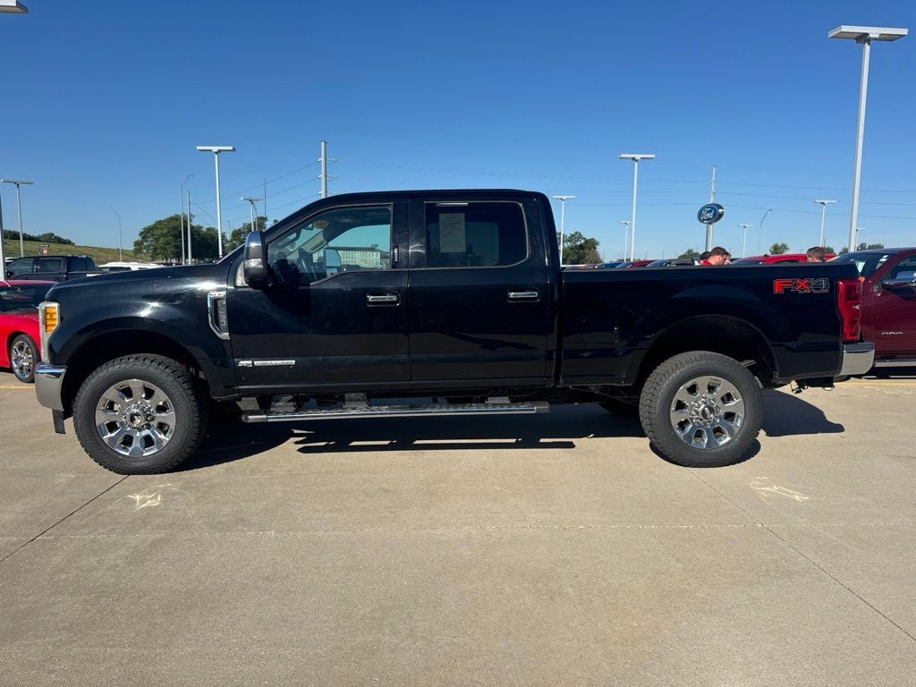 2017 Ford F-250SD Lariat