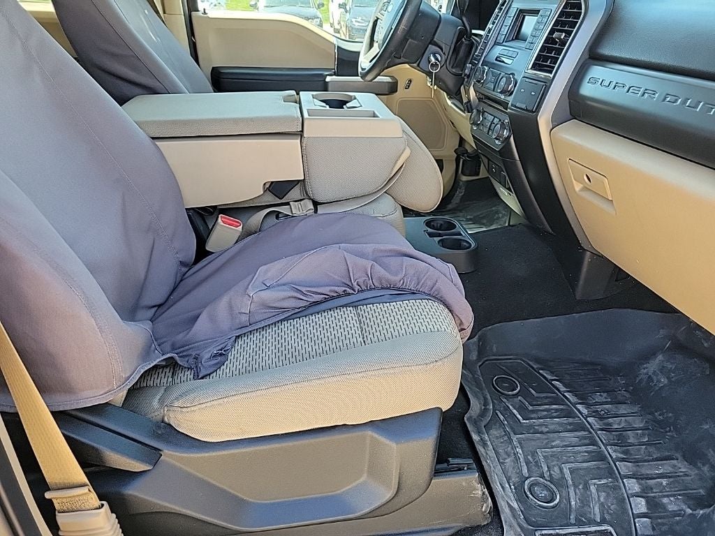 2017 Ford F-350SD XLT DRW