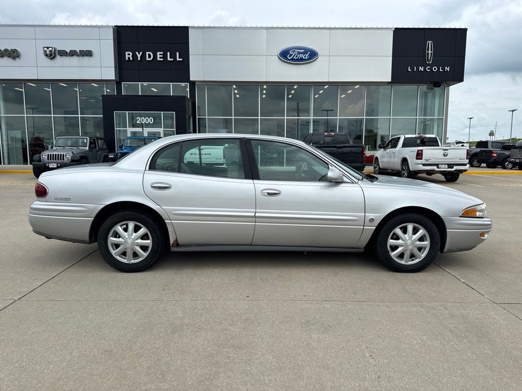 Used 2002 Buick LeSabre Limited with VIN 1G4HR54K72U175466 for sale in Independence, IA