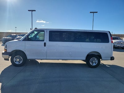 2025 Chevrolet Express 3500 LT Passenger