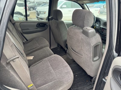 2004 Chevrolet TrailBlazer LS