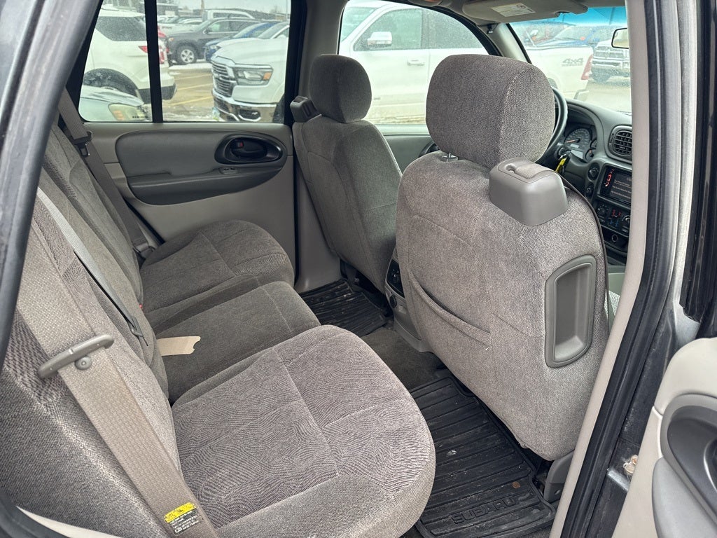 2004 Chevrolet TrailBlazer LS