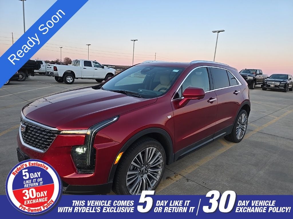 2025 Cadillac XT4 Premium Luxury