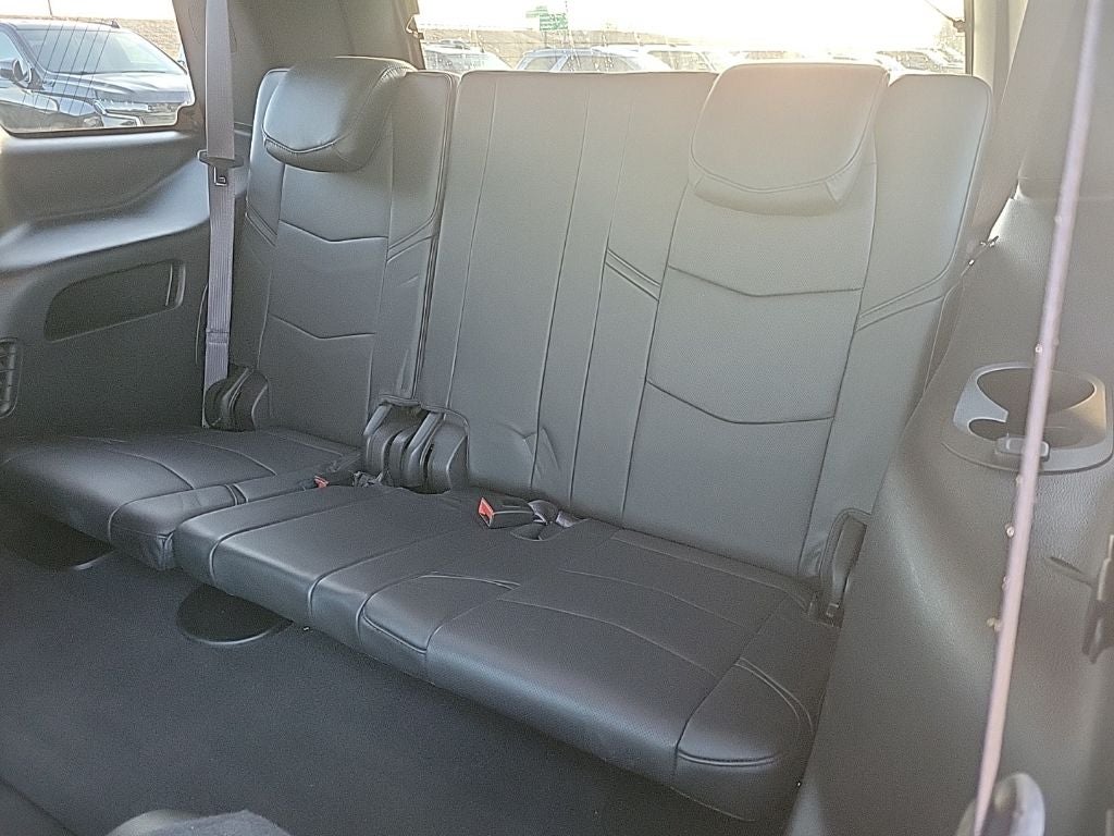 2017 Cadillac Escalade Platinum Edition