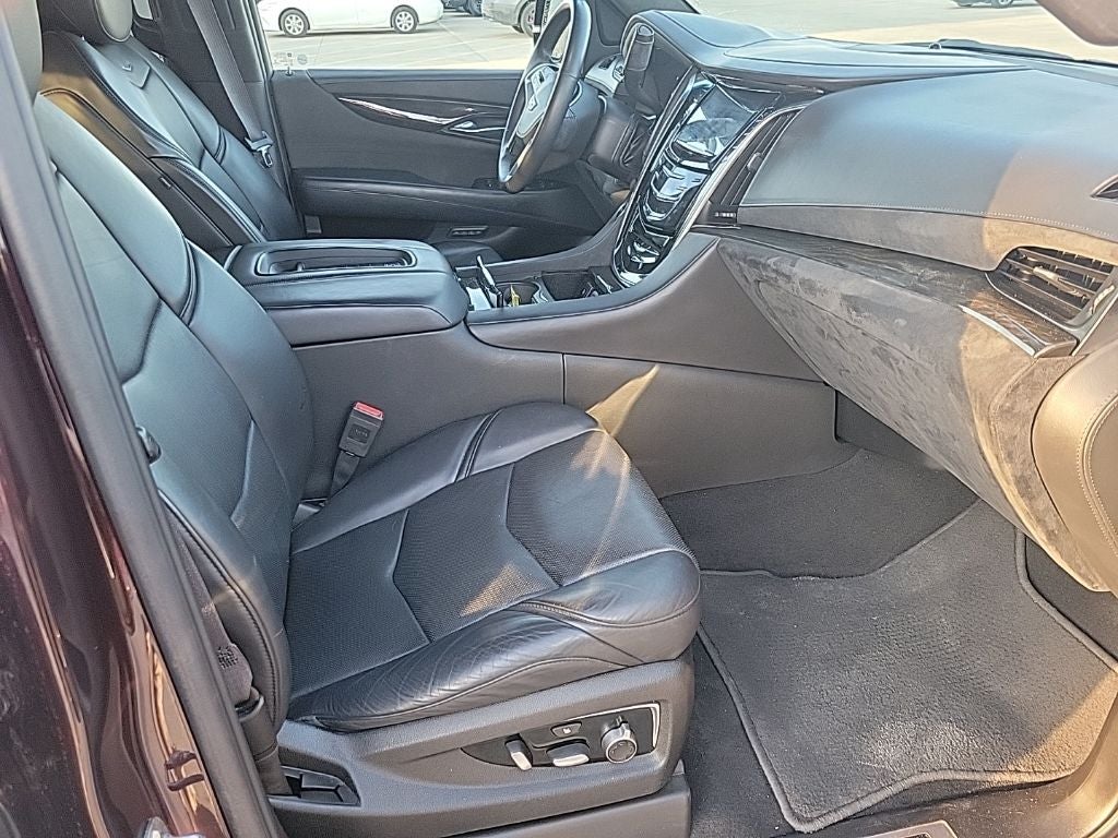 2017 Cadillac Escalade Platinum Edition